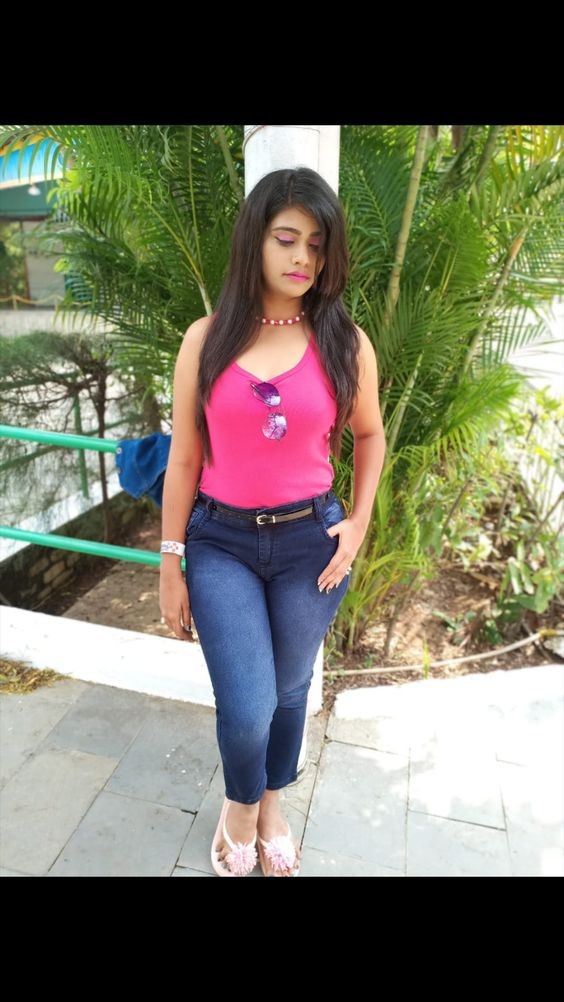 Aditi is the genuine real-call girl in Pune with all the services.