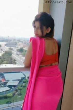 Book Richa, the most rich and high-profile call girl in Delhi.